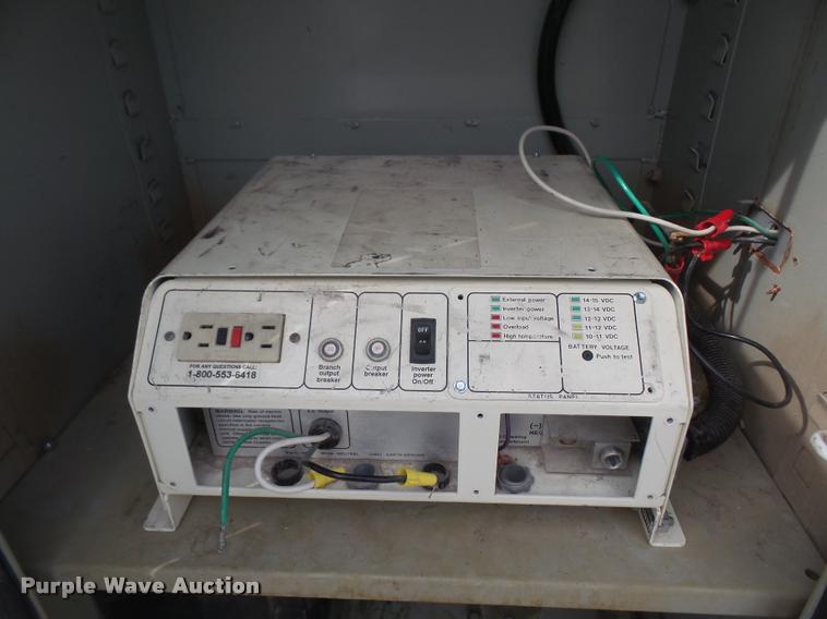 image for item DB0666 2008 Ford F550 Super Duty service truck with crane