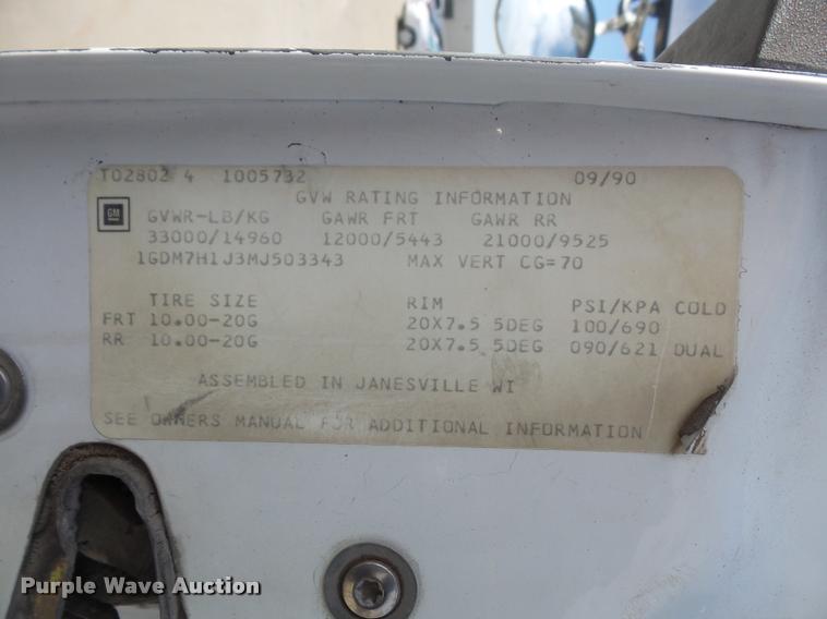 image for item DB0672 1991 GMC TopKick truck chassis