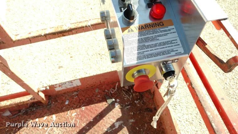 image for item DB0859 2005 Sky Jack SJ7127 scissor lift