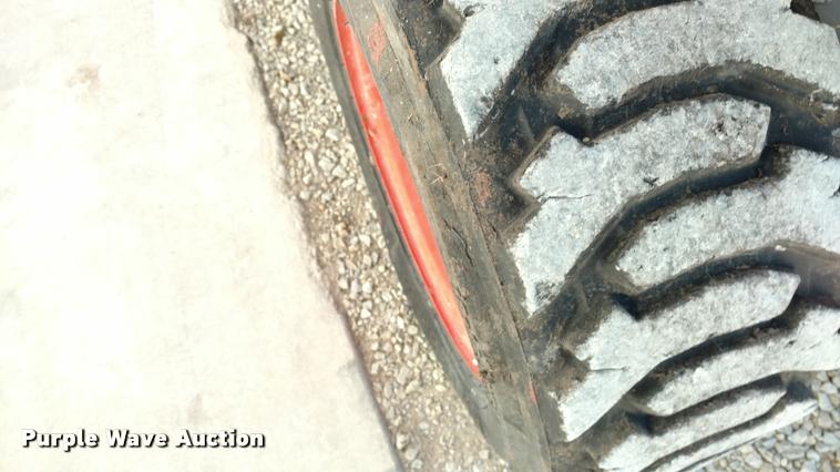 image for item DB0859 2005 Sky Jack SJ7127 scissor lift