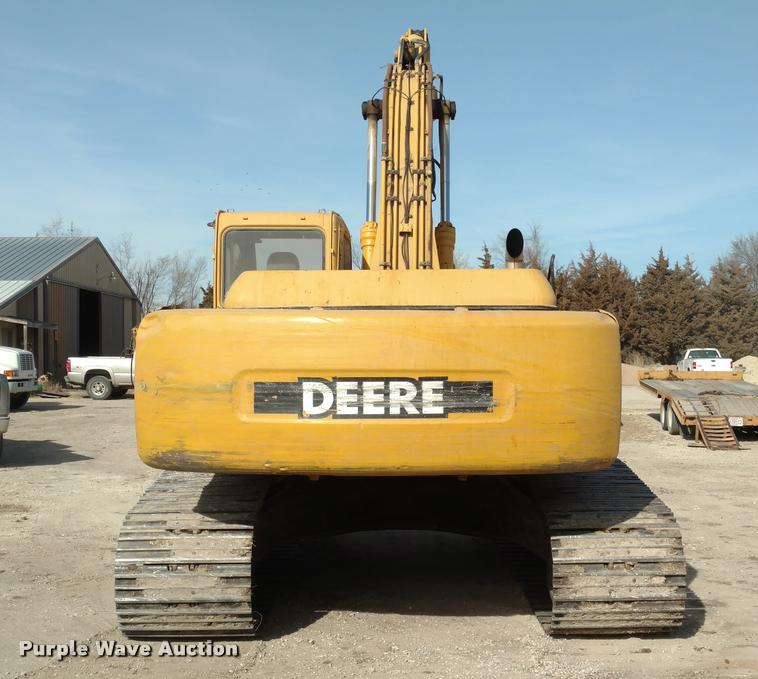image for item DB0862 1999 John Deere 230LC excavator