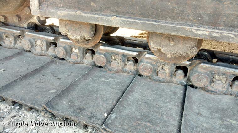 image for item DB0862 1999 John Deere 230LC excavator