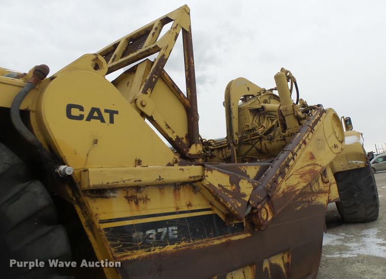image for item DB1267 1989 Caterpillar 637E scraper