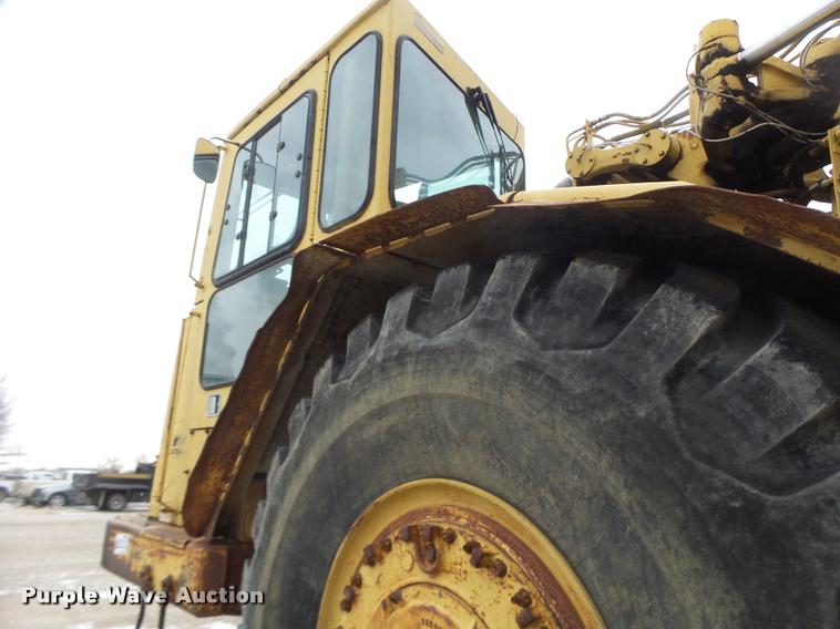 image for item DB1267 1989 Caterpillar 637E scraper