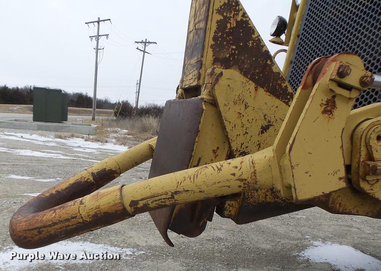 image for item DB1267 1989 Caterpillar 637E scraper