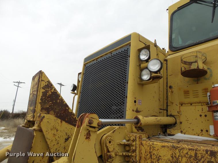 image for item DB1267 1989 Caterpillar 637E scraper