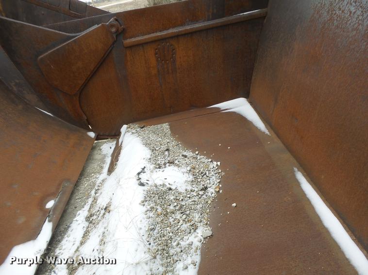 image for item DB1267 1989 Caterpillar 637E scraper