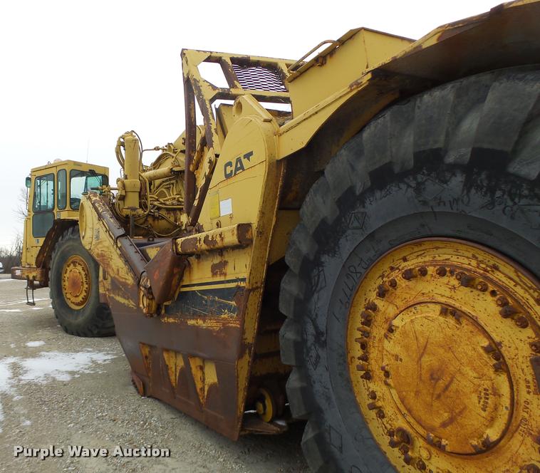 image for item DB1267 1989 Caterpillar 637E scraper