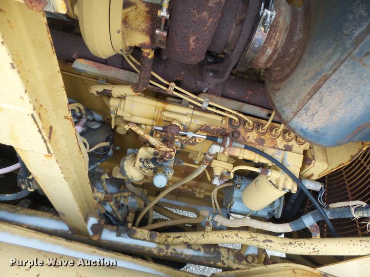 image for item DB1267 1989 Caterpillar 637E scraper