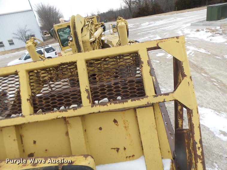 image for item DB1267 1989 Caterpillar 637E scraper