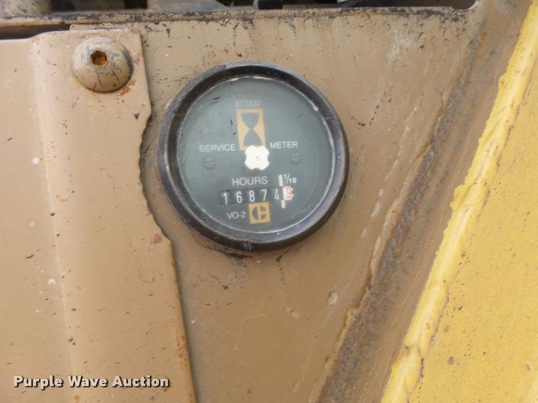 image for item DB1267 1989 Caterpillar 637E scraper