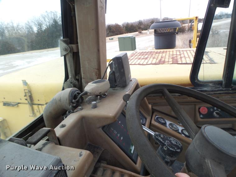 image for item DB1267 1989 Caterpillar 637E scraper