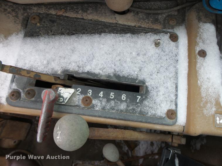 image for item DB1267 1989 Caterpillar 637E scraper