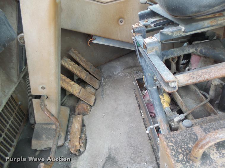 image for item DB1267 1989 Caterpillar 637E scraper