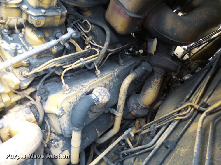image for item DB1267 1989 Caterpillar 637E scraper