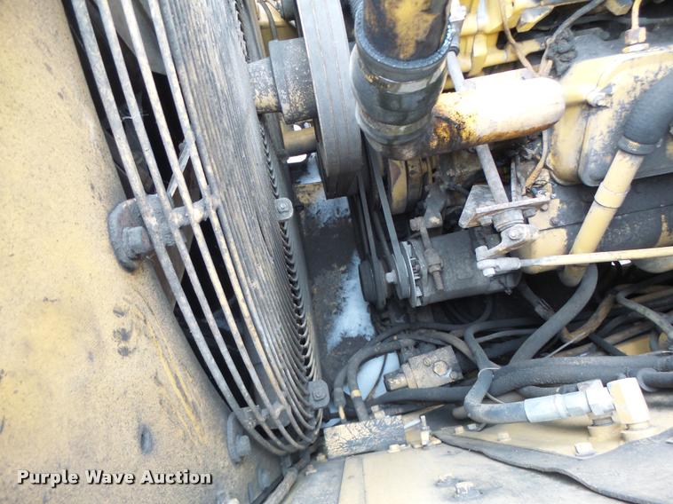 image for item DB1267 1989 Caterpillar 637E scraper