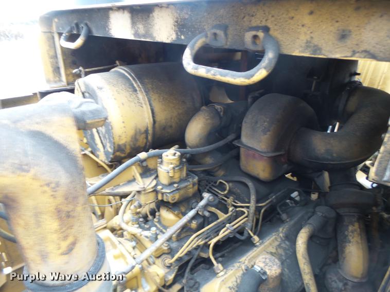 image for item DB1267 1989 Caterpillar 637E scraper