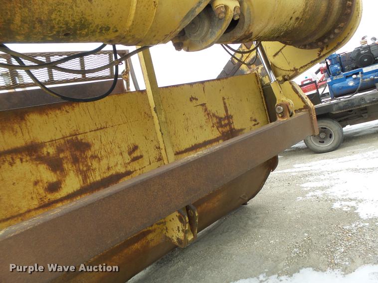 image for item DB1267 1989 Caterpillar 637E scraper