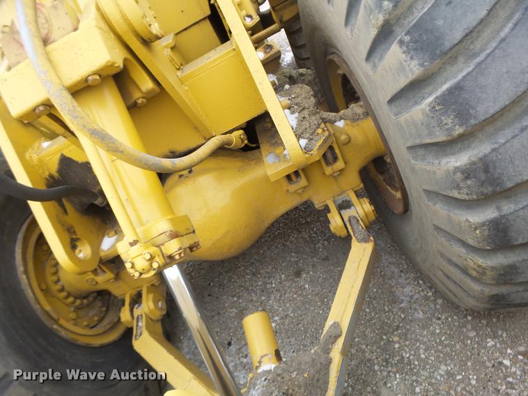 image for item DB1269 1980 Caterpillar 824C wheel dozer