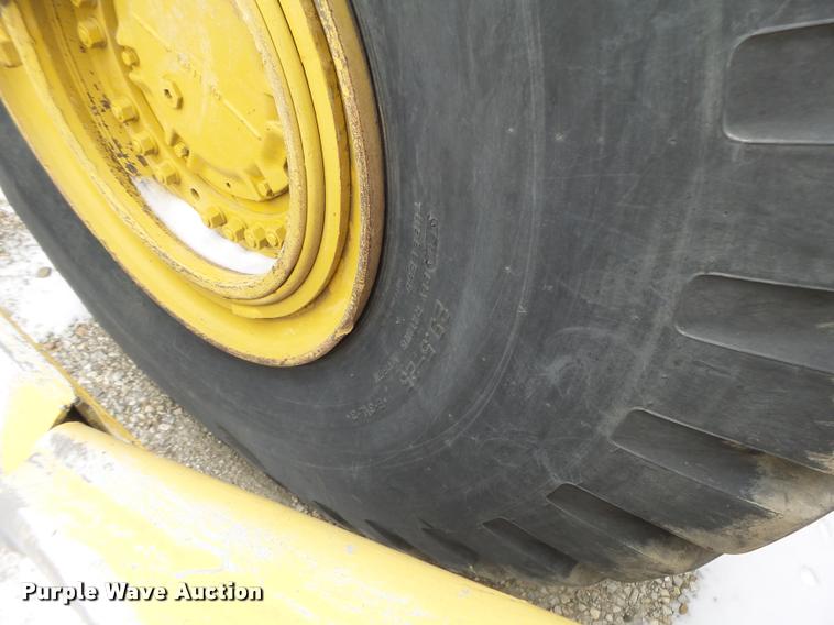 image for item DB1269 1980 Caterpillar 824C wheel dozer