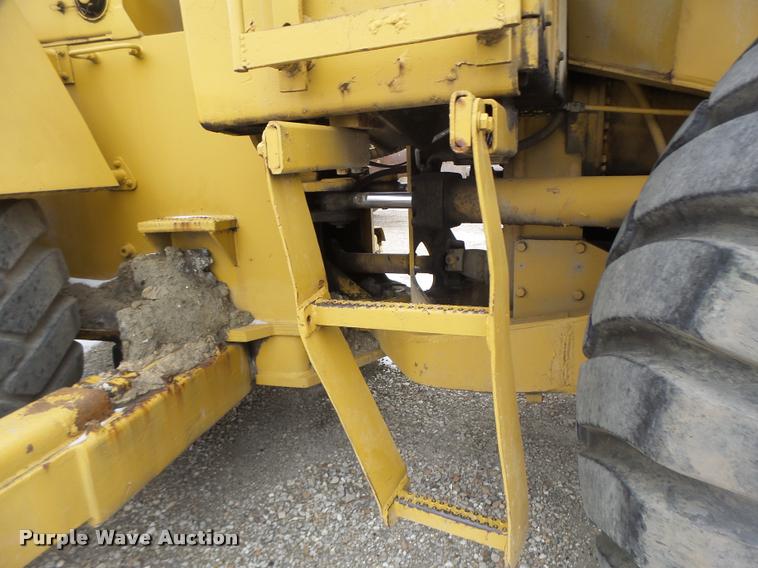 image for item DB1269 1980 Caterpillar 824C wheel dozer