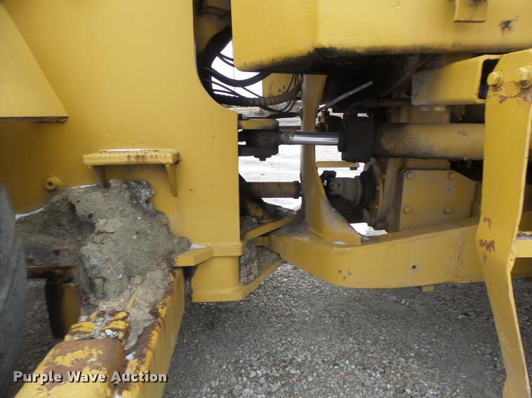 image for item DB1269 1980 Caterpillar 824C wheel dozer