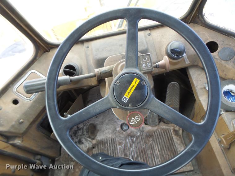 image for item DB1269 1980 Caterpillar 824C wheel dozer