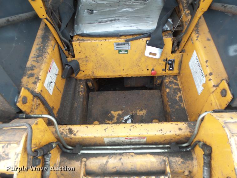 image for item DB1273 Case 1825 skid steer