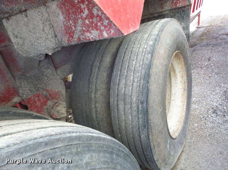 image for item DB1282 1992 CPS bottom dump trailer