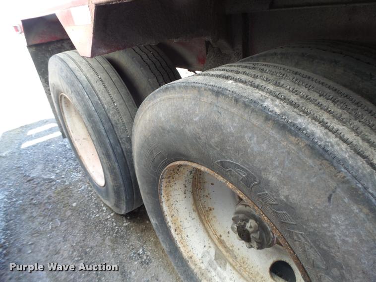 image for item DB1282 1992 CPS bottom dump trailer