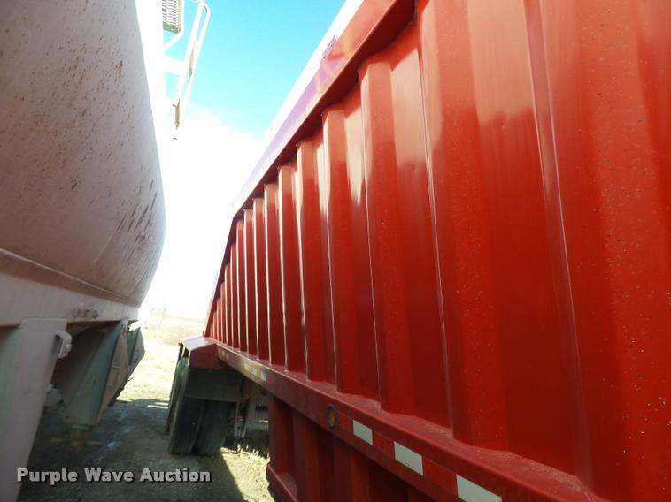 image for item DB1282 1992 CPS bottom dump trailer