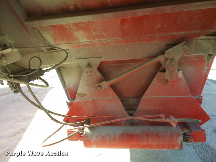 image for item DB1283 1991 CPS bottom dump trailer