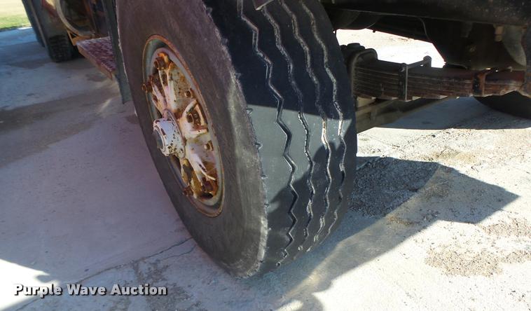 image for item DB1287 1996 Freightliner FL80 mixer truck