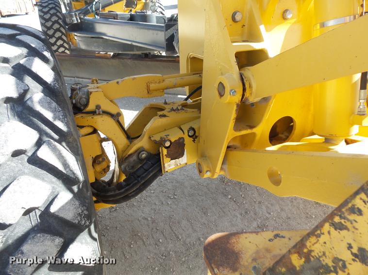 image for item DB1500 2010 John Deere 772G motor grader