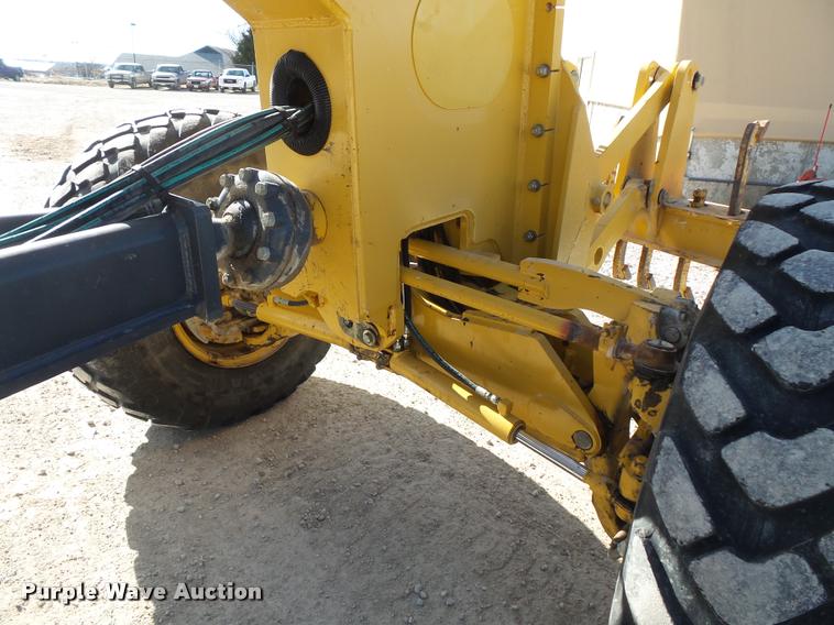 image for item DB1500 2010 John Deere 772G motor grader