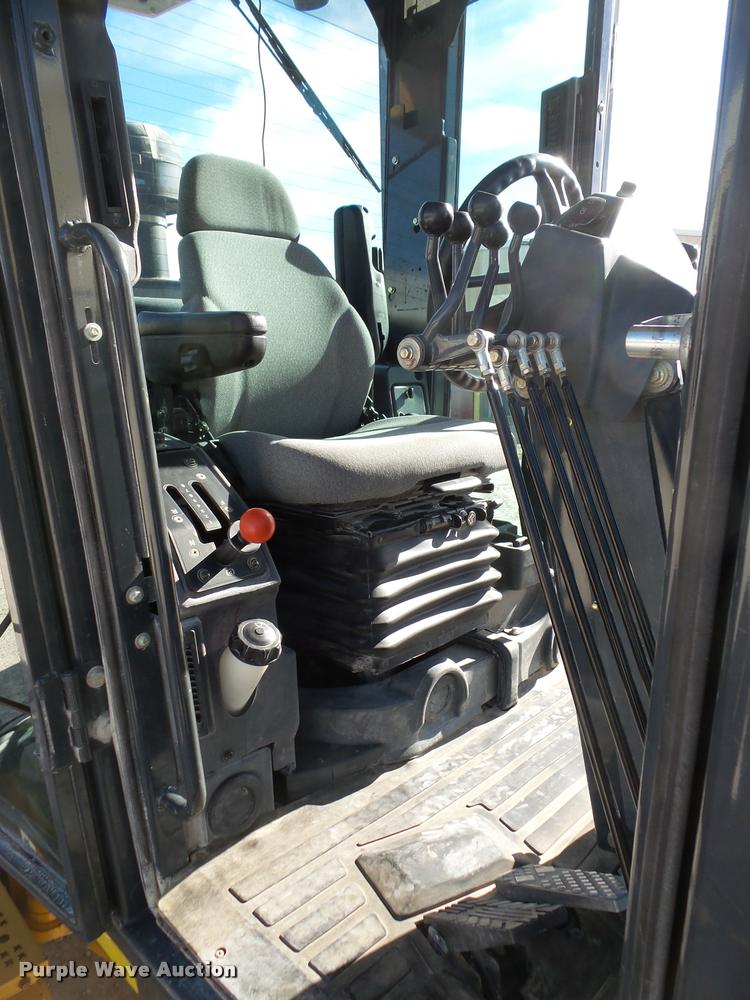 image for item DB1500 2010 John Deere 772G motor grader