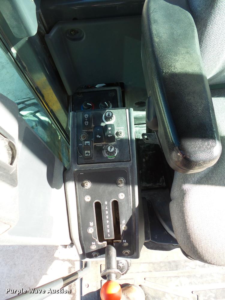 image for item DB1500 2010 John Deere 772G motor grader