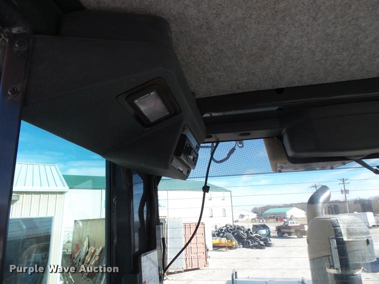 image for item DB1500 2010 John Deere 772G motor grader