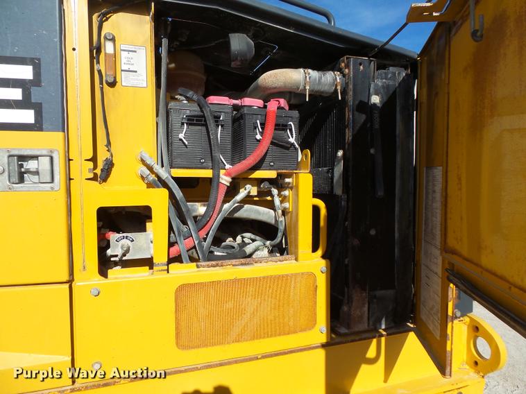 image for item DB1500 2010 John Deere 772G motor grader