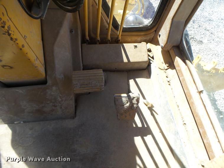image for item DB1921 1987 Caterpillar 140G motor grader