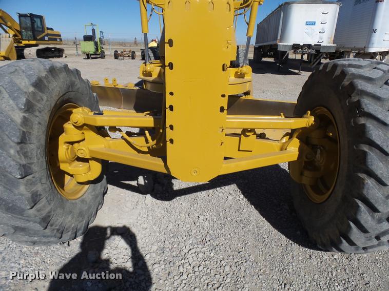 image for item DB1921 1987 Caterpillar 140G motor grader