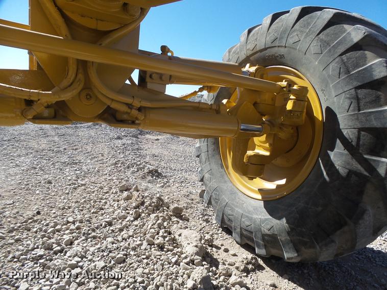 image for item DB1921 1987 Caterpillar 140G motor grader