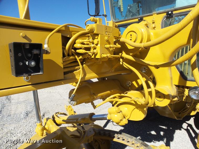 image for item DB1921 1987 Caterpillar 140G motor grader