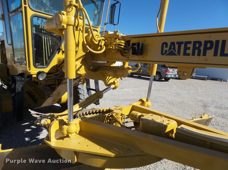 image for item DB1921 1987 Caterpillar 140G motor grader