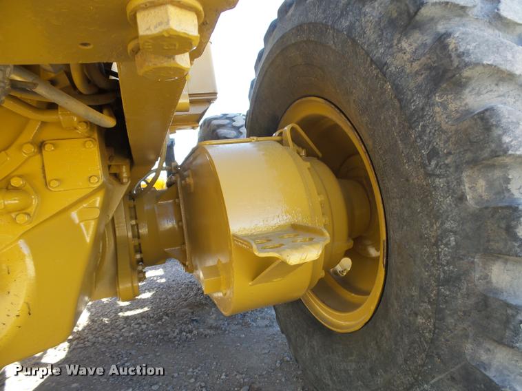 image for item DB1921 1987 Caterpillar 140G motor grader