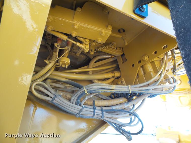 image for item DB1921 1987 Caterpillar 140G motor grader