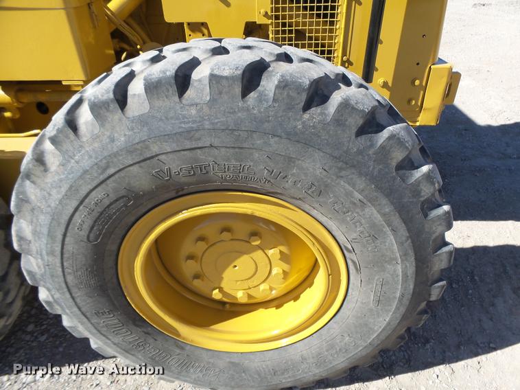 image for item DB1921 1987 Caterpillar 140G motor grader