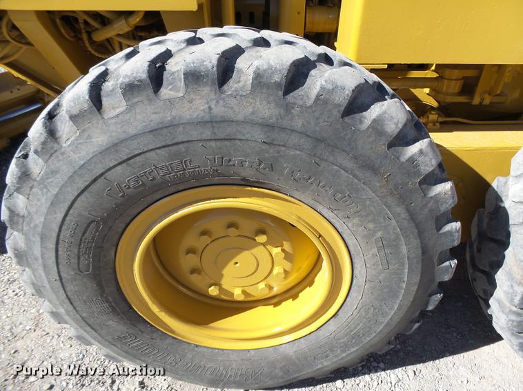 image for item DB1921 1987 Caterpillar 140G motor grader