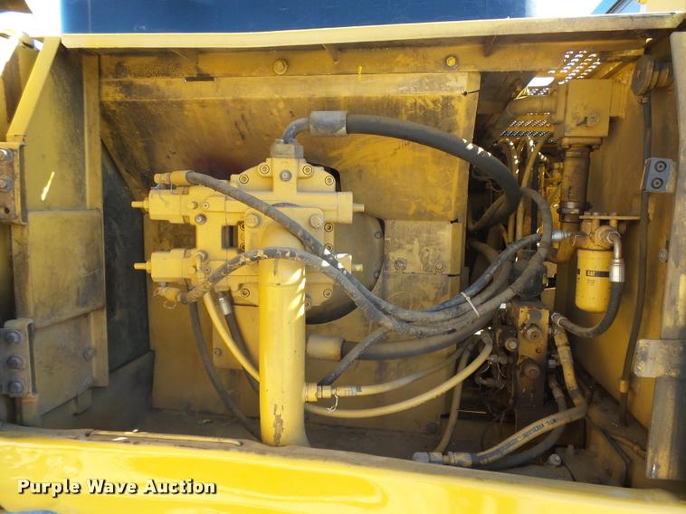 image for item DB1922 1996 Caterpillar 322 L excavator