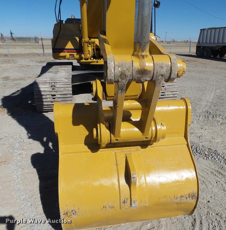 image for item DB1922 1996 Caterpillar 322 L excavator